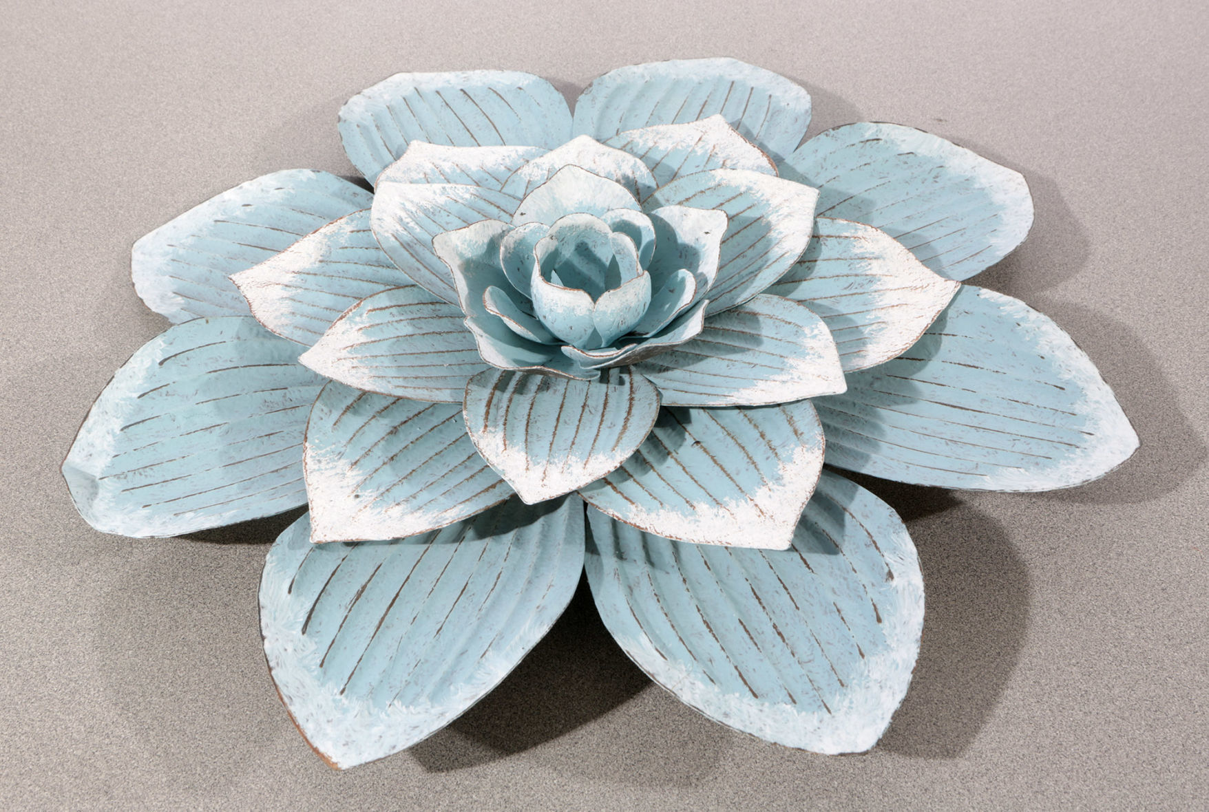 Metal flower